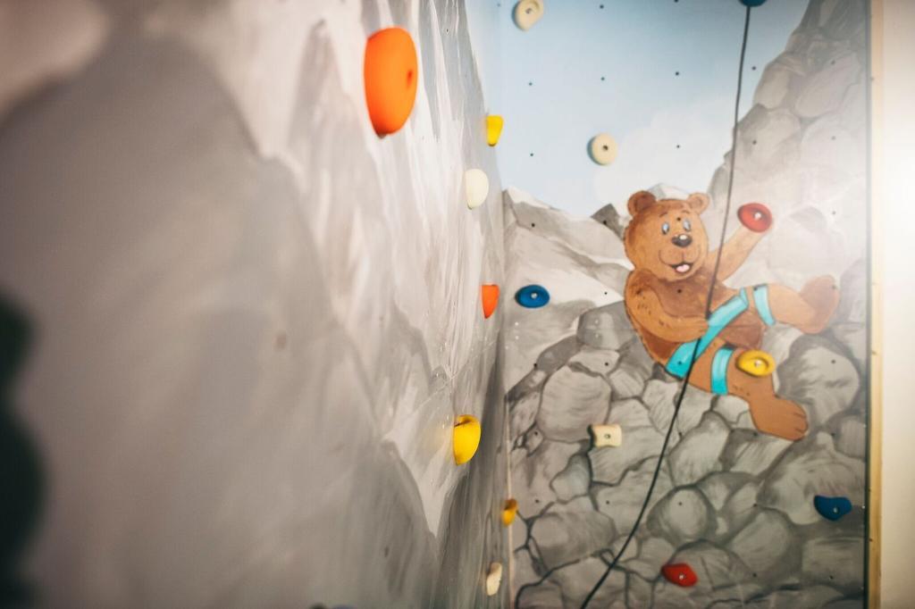Hotel Alpenrose Aktiv & Sport キュータイ エクステリア 写真