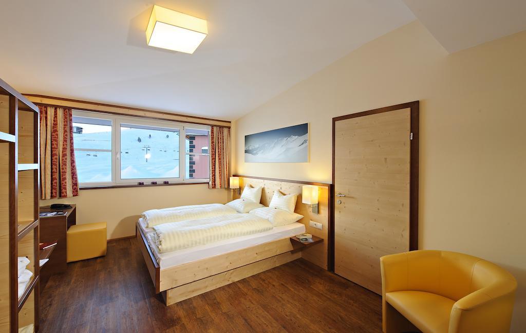 Hotel Alpenrose Aktiv & Sport キュータイ エクステリア 写真